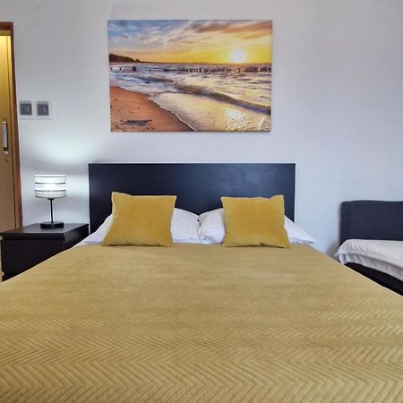 Cozy Modern Apartment Sunrise Studio 35M2 Balcony 3 Persons Kraków Exteriör bild